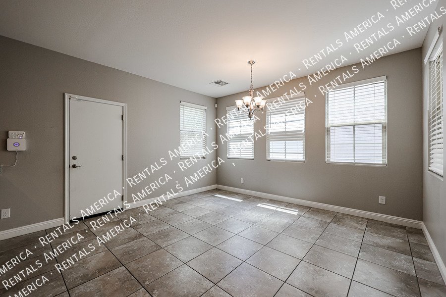 3 bedroom 2.5 bath with Community Pool property image