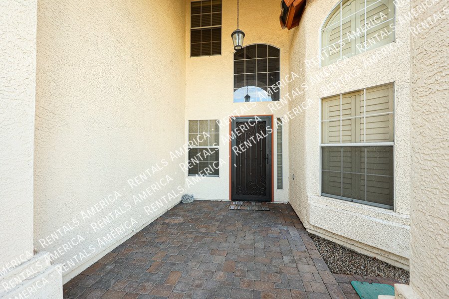 4-Bedroom, 3 Bath Home in Marbrisa Ranch property image