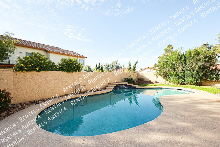 4-Bedroom, 3 Bath Home in Marbrisa Ranch property image