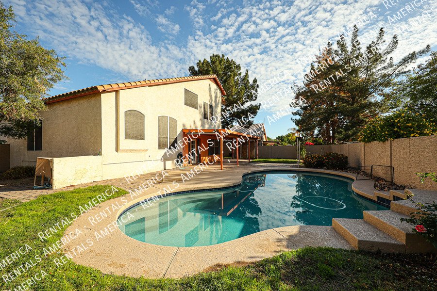 4-Bedroom, 3 Bath Home in Marbrisa Ranch property image