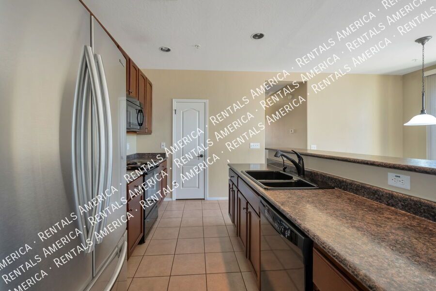 2 bed 2 bath Open floor plan-Section 8 available property image