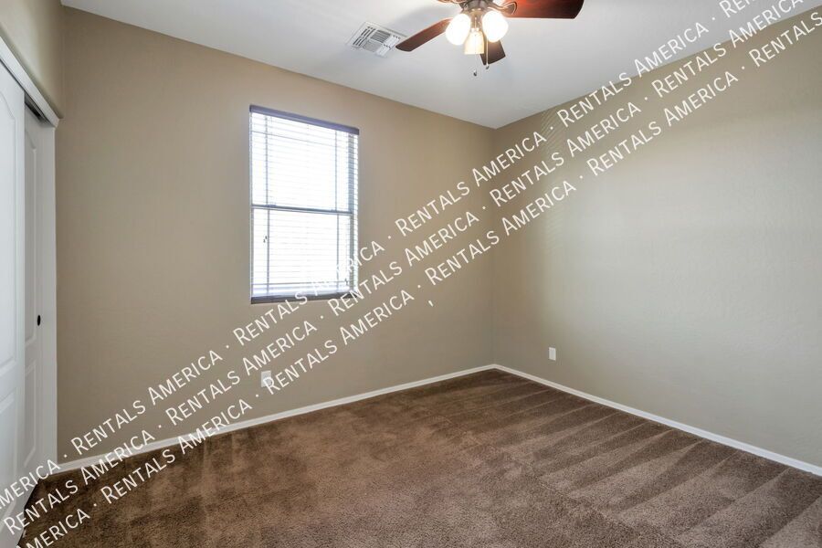 2 bed 2 bath Open floor plan-Section 8 available property image