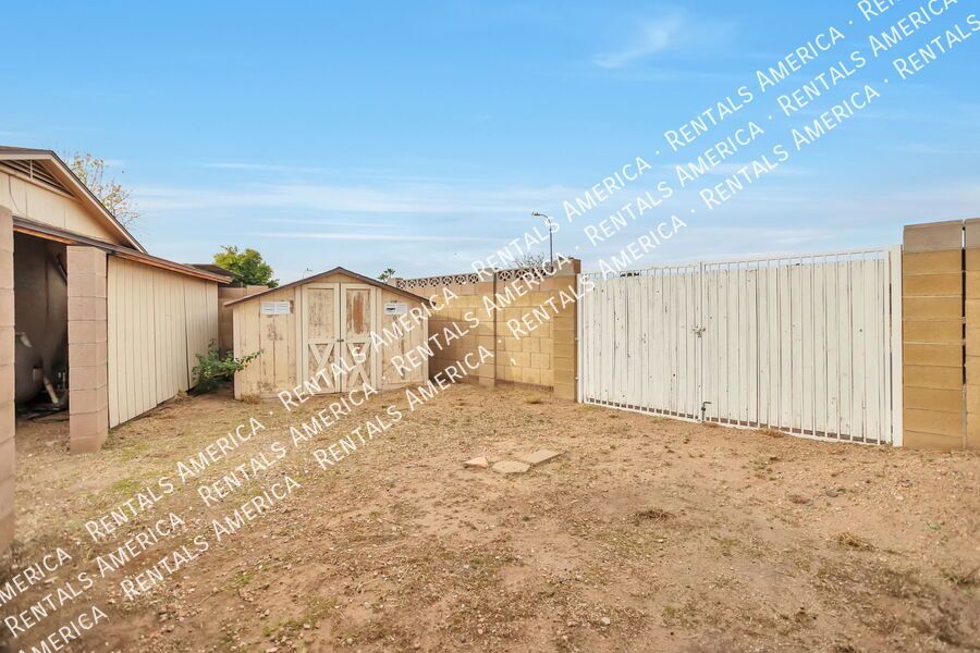 Corner lot Home with a pool! property image