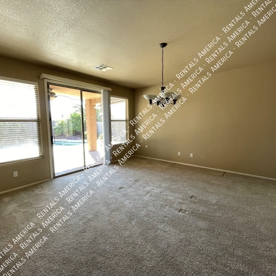 Available! 4 bed 3 Car Garage Private Pool property image