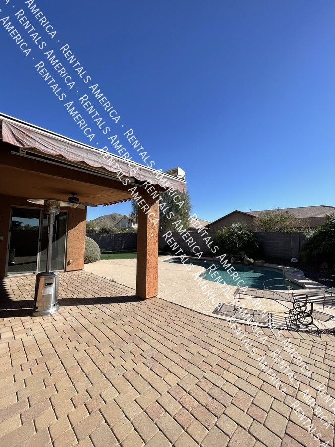 Available! 4 bed 3 Car Garage Private Pool property image