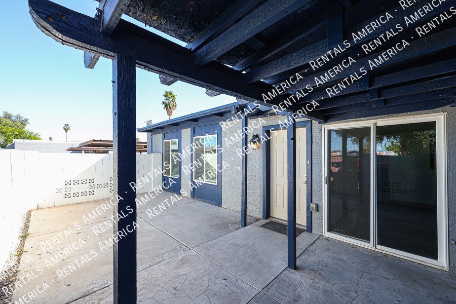 Fantastic 3/2 Bath Townhouse Riverview Area property image