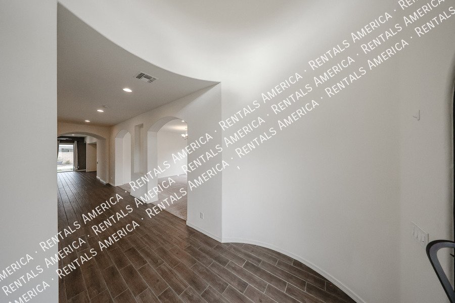 Single level Beauty in Rittenhouse On The Ranch! property image