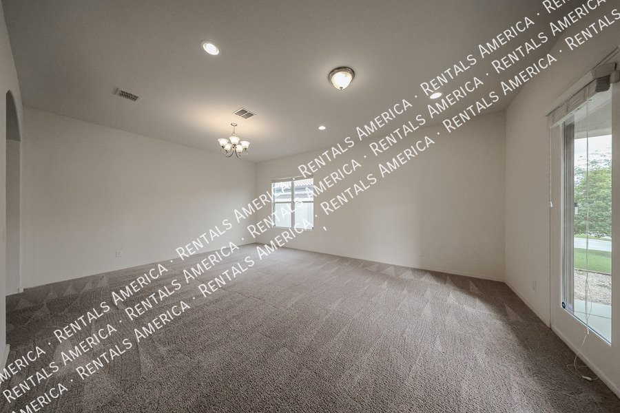 Single level Beauty in Rittenhouse On The Ranch! property image