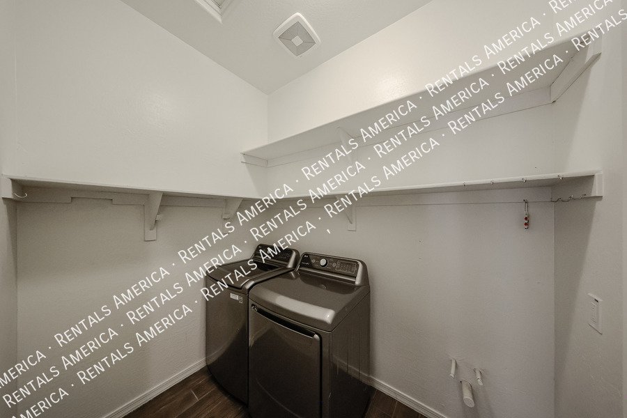 Single level Beauty in Rittenhouse On The Ranch! property image