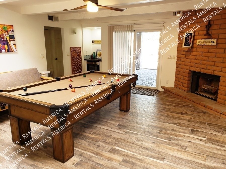 Spacious 5 Bedroom Home With Refreshing Pool & Large Backyard!!! property image