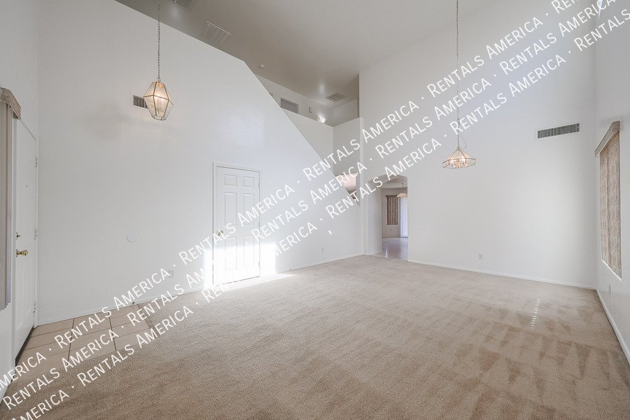 Move In Ready- Avondale 5 bed 3 full bath property image