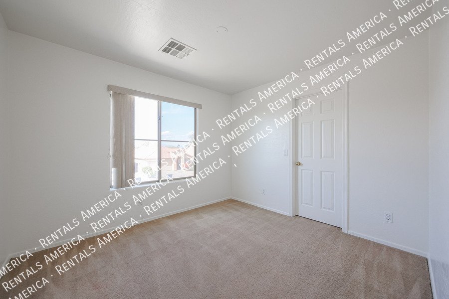 Move In Ready- Avondale 5 bed 3 full bath property image