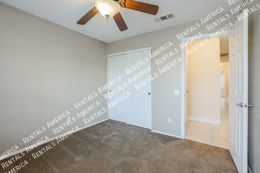 *Get 2 weeks free rent with a signed 12 month lease!* property image