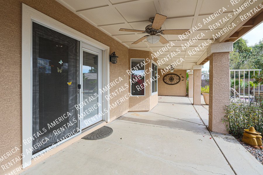 *Get 2 weeks free rent with a signed 12 month lease!* property image