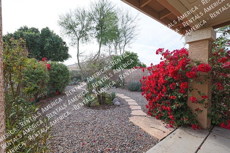 *Get 2 weeks free rent with a signed 12 month lease!* property image