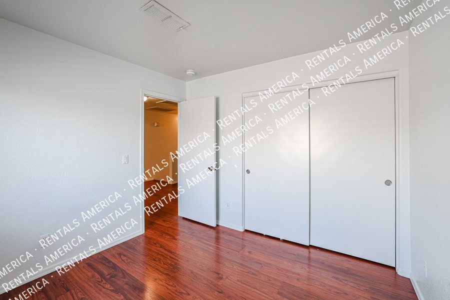 Coming Soon: Beautiful 4 Bed 2 story home with brand new paint property image