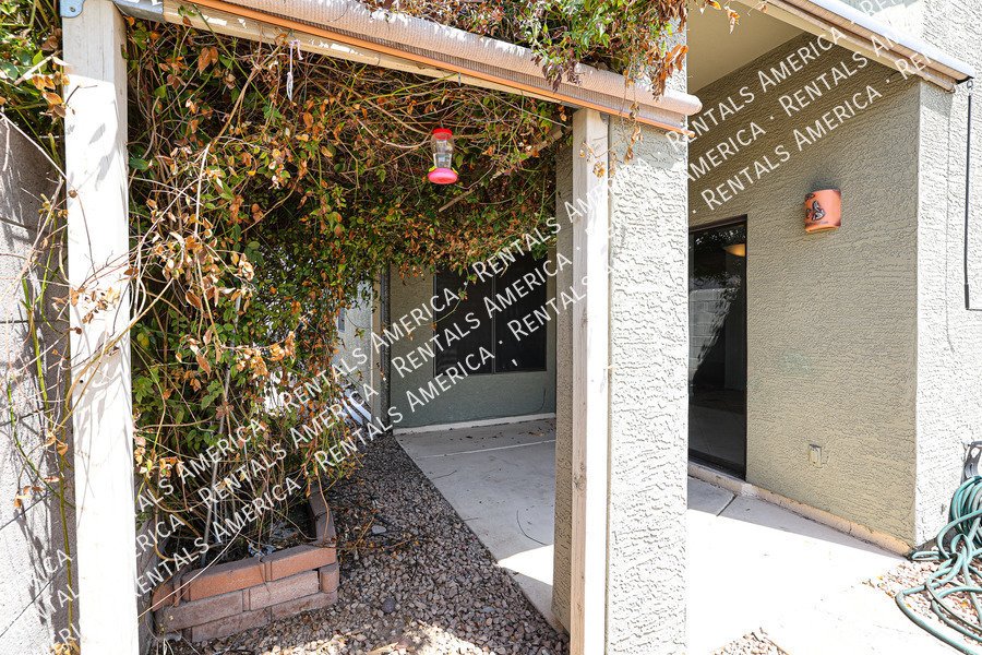 Coming Soon: Beautiful 4 Bed 2 story home with brand new paint property image