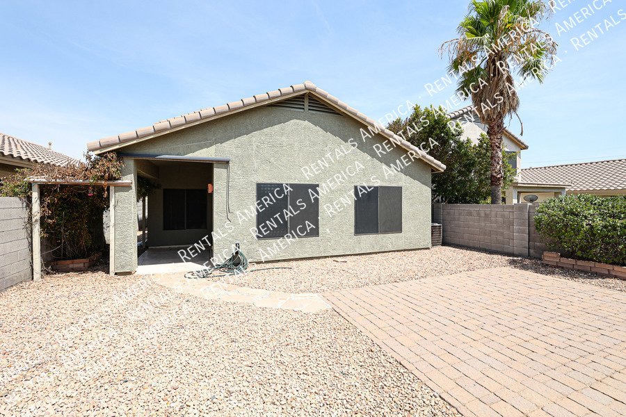 Coming Soon: Beautiful 4 Bed 2 story home with brand new paint property image