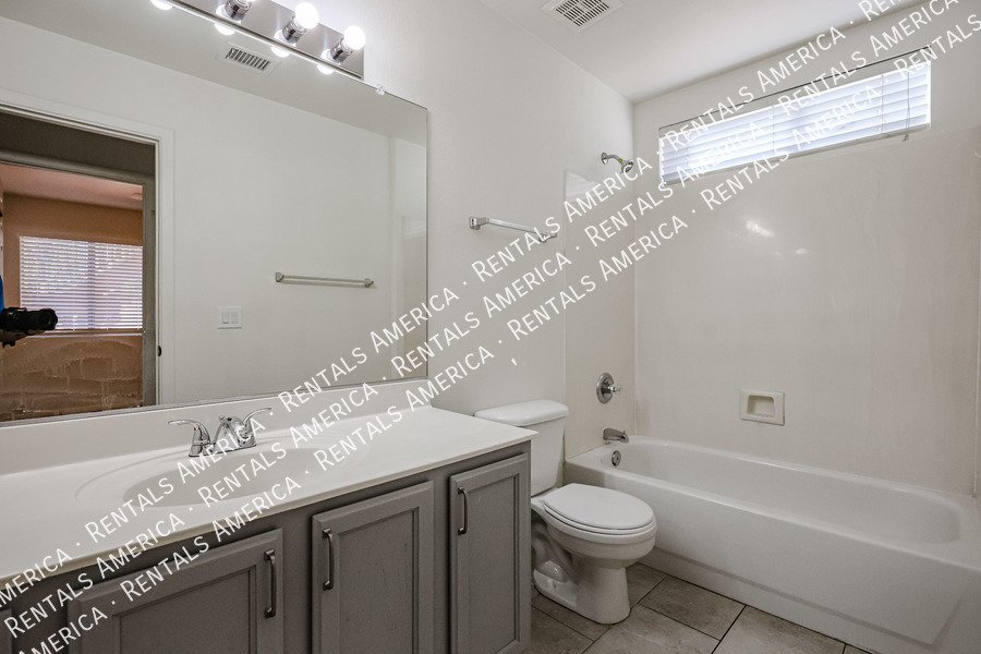 Newly Renovated  Bedroom House In Cactus Park Commmunity!!! property image