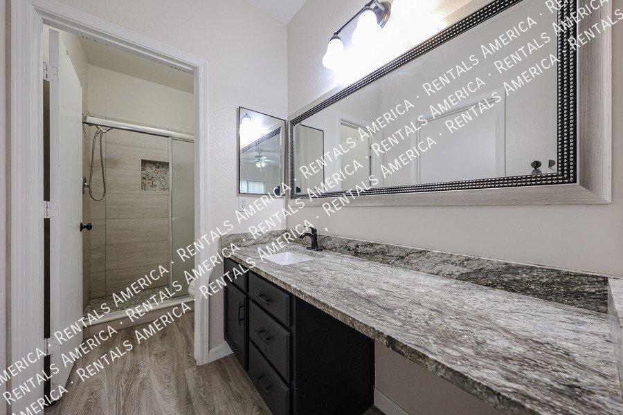 2-Bedroom, 2 Bath Condo in Southern Point Casitas property image