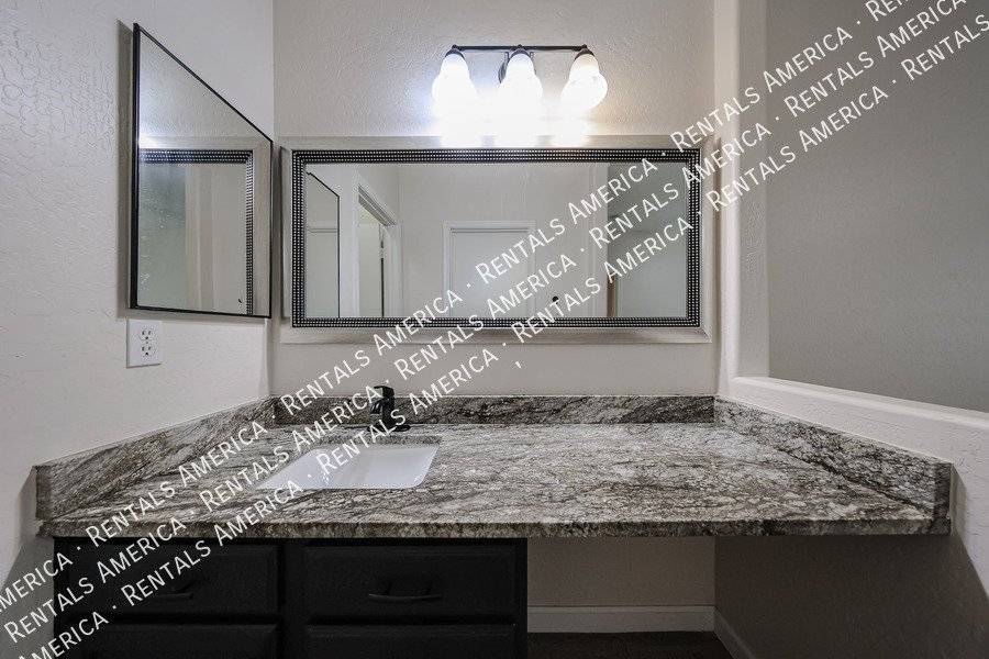 2-Bedroom, 2 Bath Condo in Southern Point Casitas property image