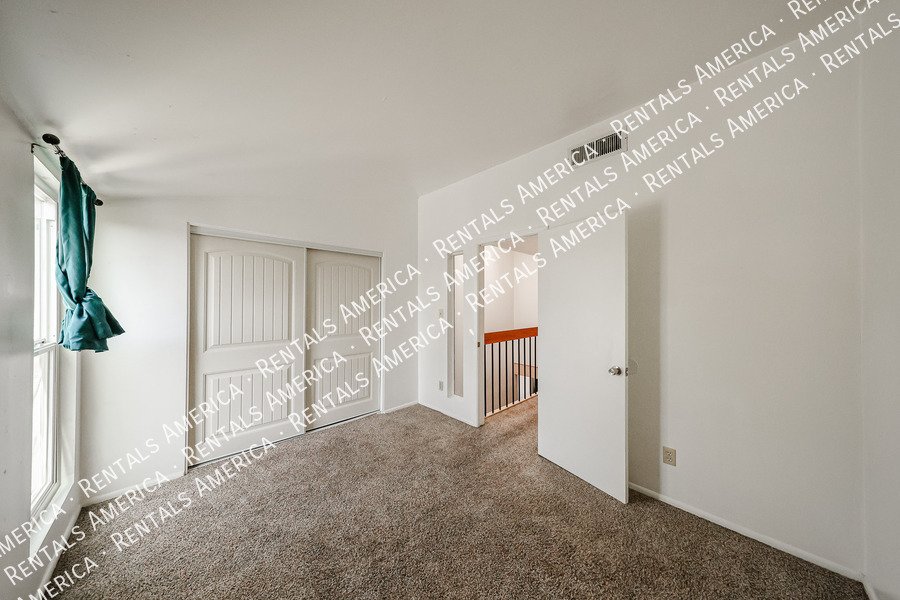 2946 N 14th St property image