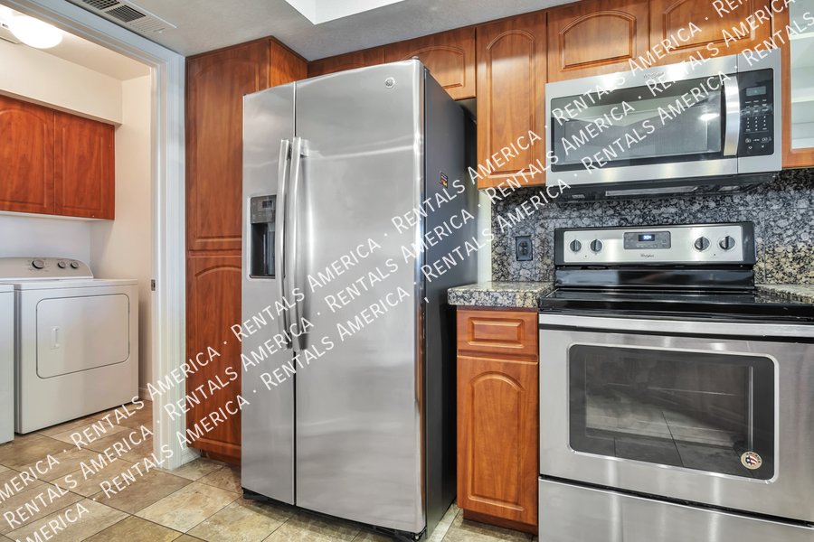 No carpet anywhere! property image