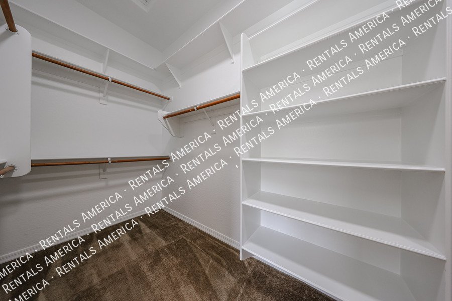 GORGEOUS 5 BEDROOM IN STONEFIELD 2 property image