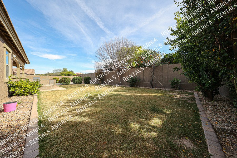 GORGEOUS 5 BEDROOM IN STONEFIELD 2 property image