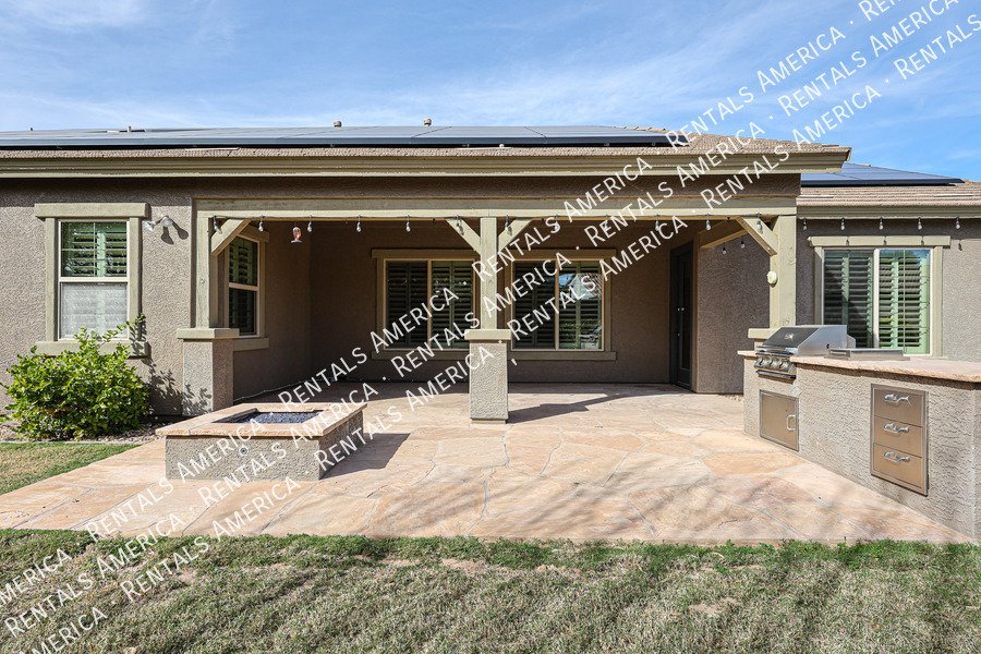 GORGEOUS 5 BEDROOM IN STONEFIELD 2 property image