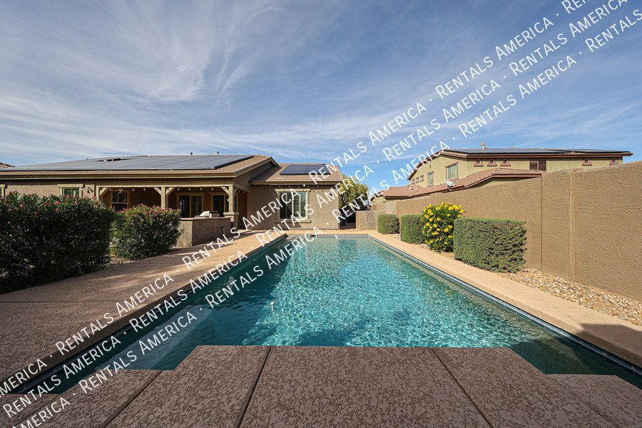 GORGEOUS 5 BEDROOM IN STONEFIELD 2 property image