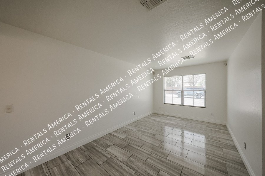 Laveen Village 4-Bedroom, 2.5 Bath property image