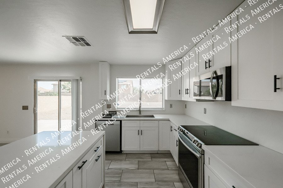 Laveen Village 4-Bedroom, 2.5 Bath property image