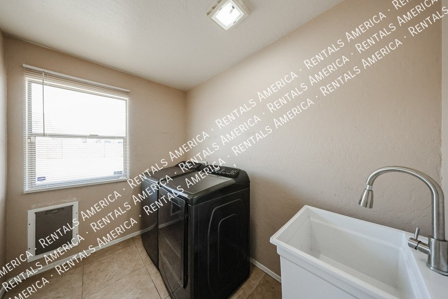 Laveen Village 4-Bedroom, 2.5 Bath property image