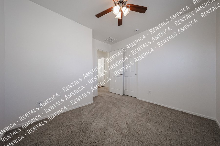 4714 E Laurel Ave property image