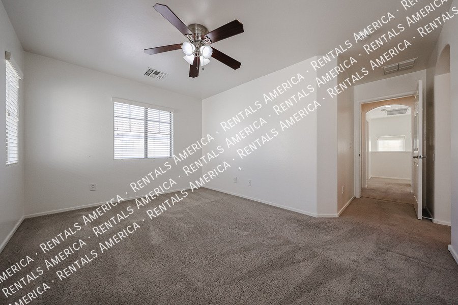 4714 E Laurel Ave property image