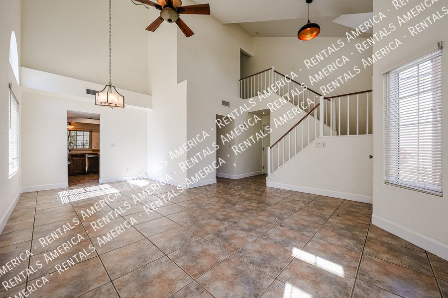 Check out this spacious, stylish, functional Chandler home! property image