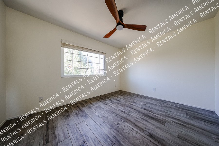 Check out this spacious, stylish, functional Chandler home! property image