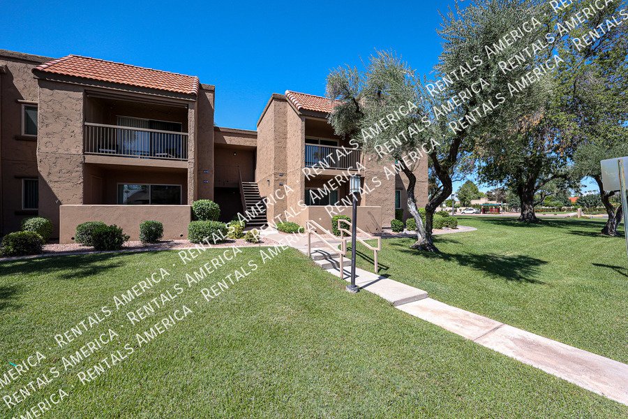 2 bed, 2 ba Condo in McCormick ranch property image