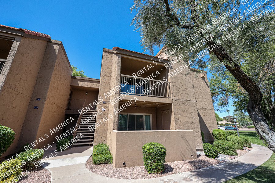 2 bed, 2 ba Condo in McCormick ranch property image