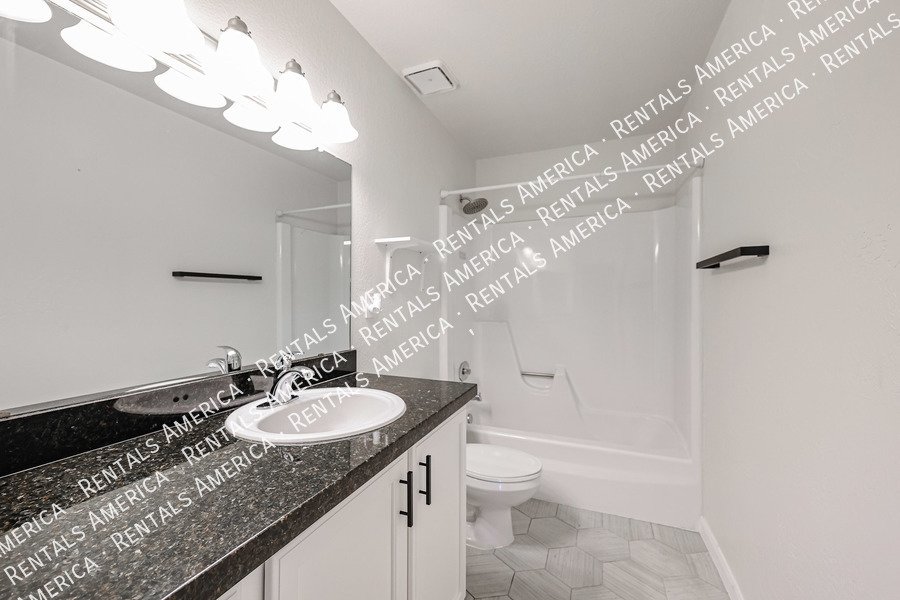 2 bed, 2 ba Condo in McCormick ranch property image