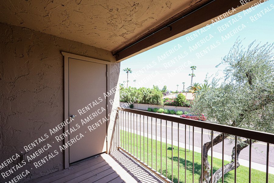 2 bed, 2 ba Condo in McCormick ranch property image