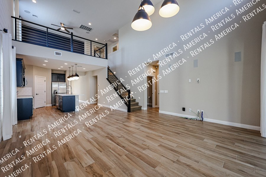 Beautiful Move in Ready! & Special Offer property image