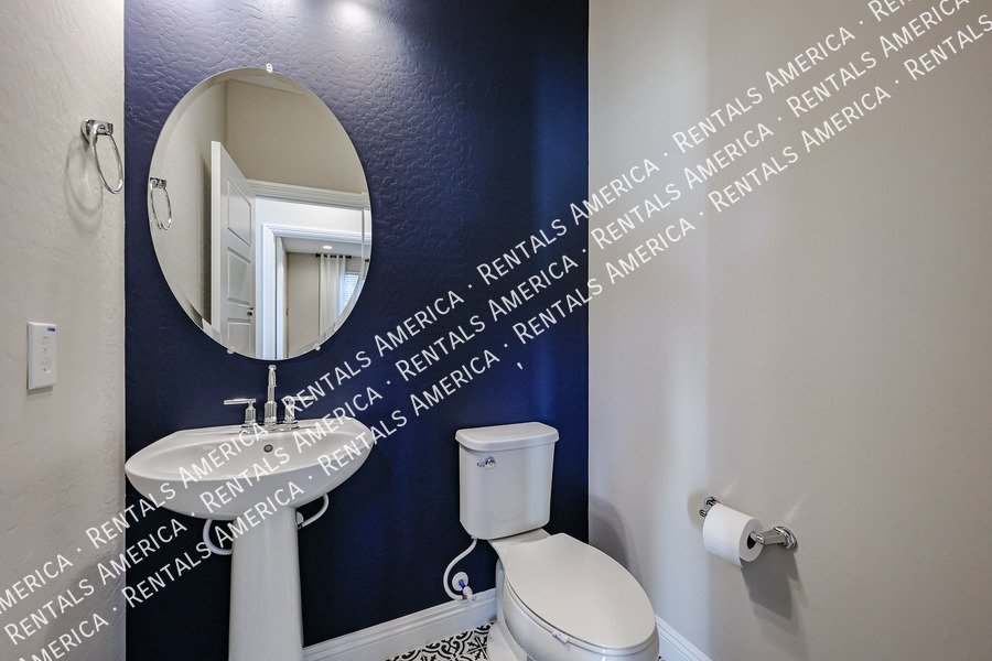 Beautiful Move in Ready! & Special Offer property image