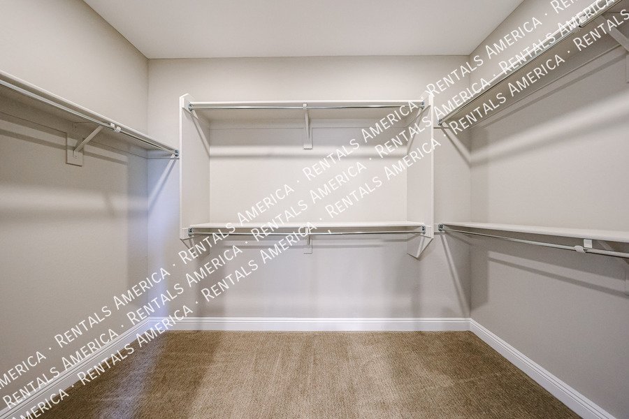 Beautiful Move in Ready! & Special Offer property image