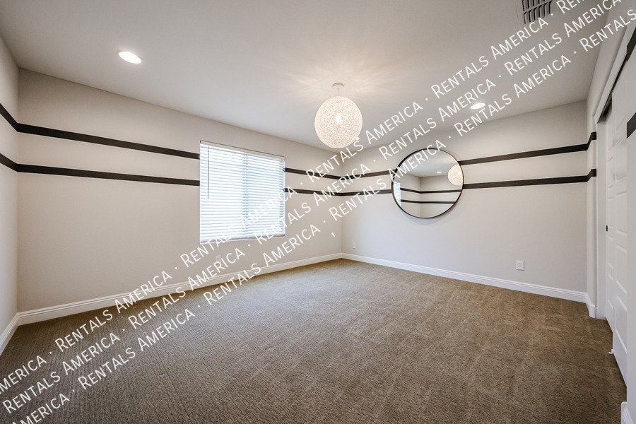 Beautiful Move in Ready! & Special Offer property image