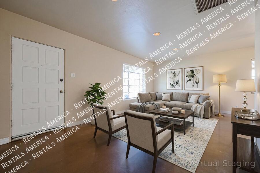 2 Bedroom/1Bath in the Heart of Phoenix! Huge backyard! property image