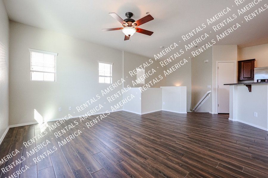 MOVE IN READY! property image