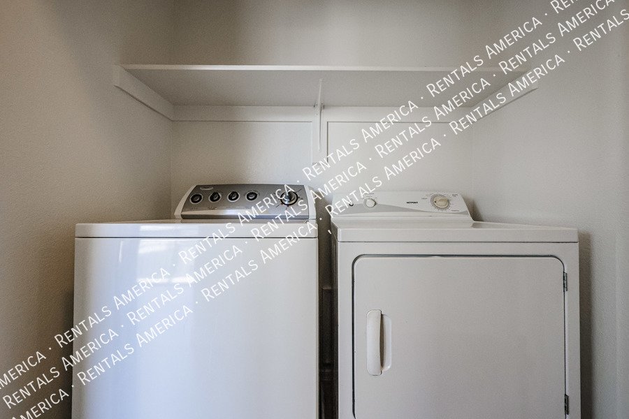 MOVE IN READY! property image