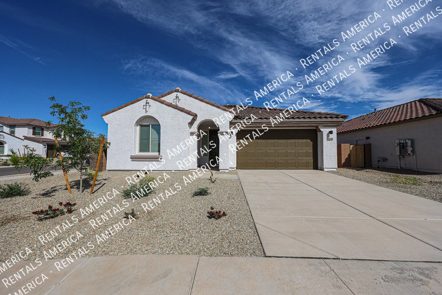 Stunning Brand New 4 Bed / 3 Bath Home in Rancho Mercado Single Level property image